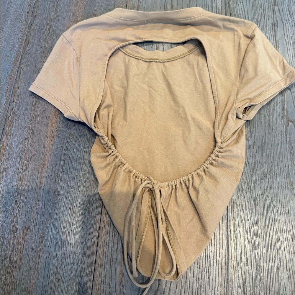 Brown Backless T-shirt